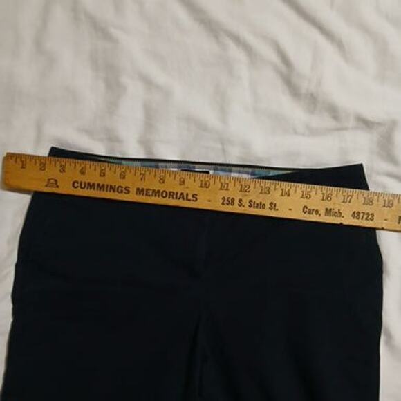 J Crew 8 CITY FIT Navy blue cotton spandex blend cuffed hem capri length - Picture 7 of 9